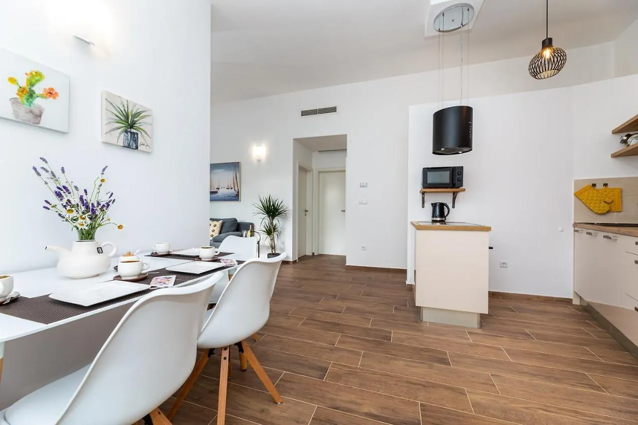 Apartment Nada 1 Malinska Croatia