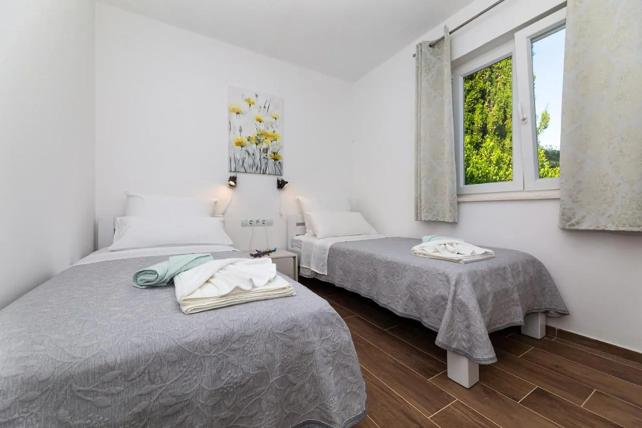 Apartment Nada 1 Malinska