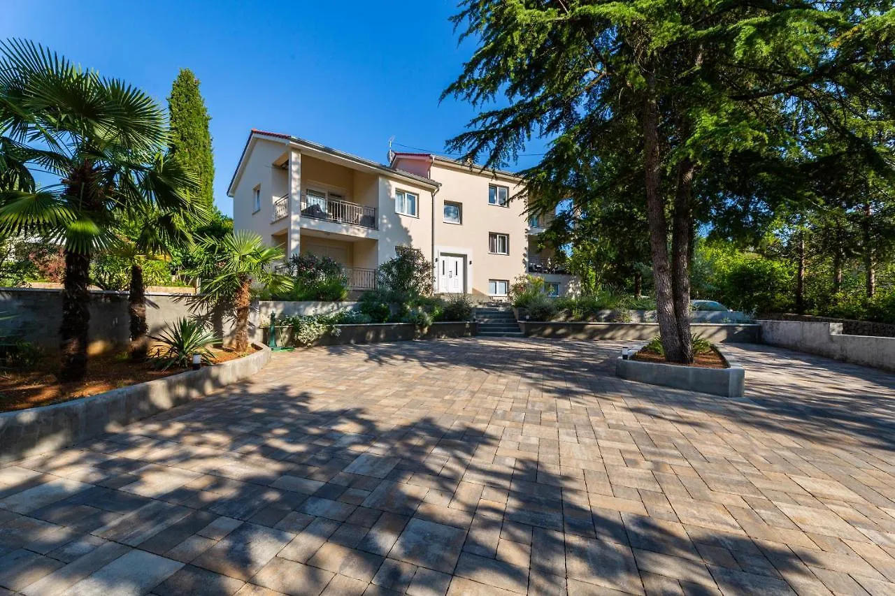 Apartment Nada 1 Malinska Croatia
